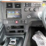 トラクタ　ハイルーフ
リアエアサス　未使用車