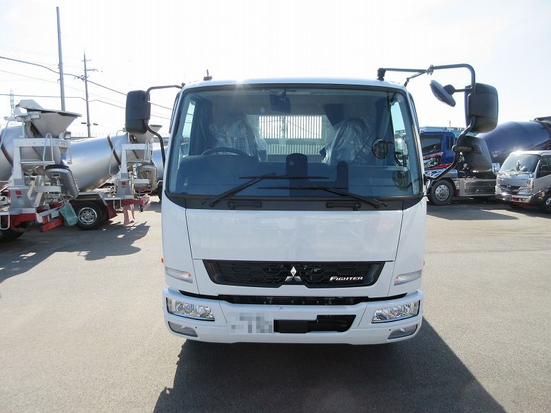 ダンプ ベッドレス
高機能パッケージ 未使用車