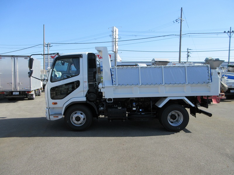 ダンプ ベッドレス
高機能パッケージ 未使用車