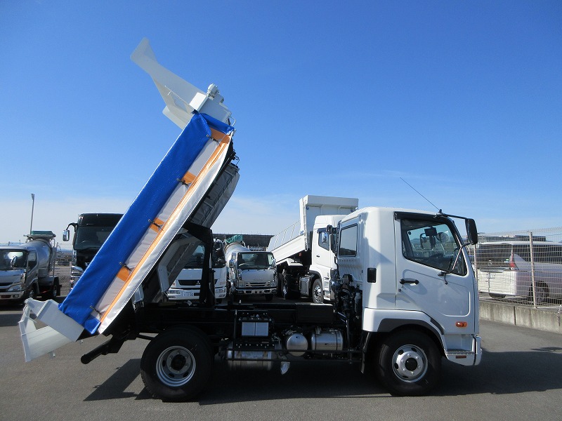 ダンプ ベッドレス
高機能パッケージ 未使用車