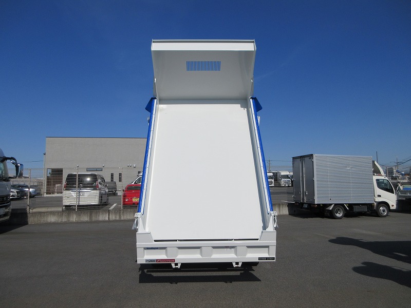 ダンプ ベッドレス
高機能パッケージ 未使用車
