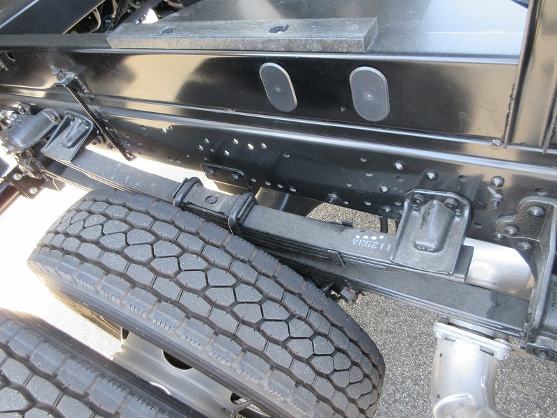 ダンプ ベッドレス
高機能パッケージ 未使用車