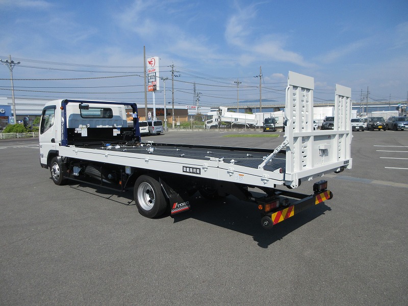 セーフティーローダー
未使用車