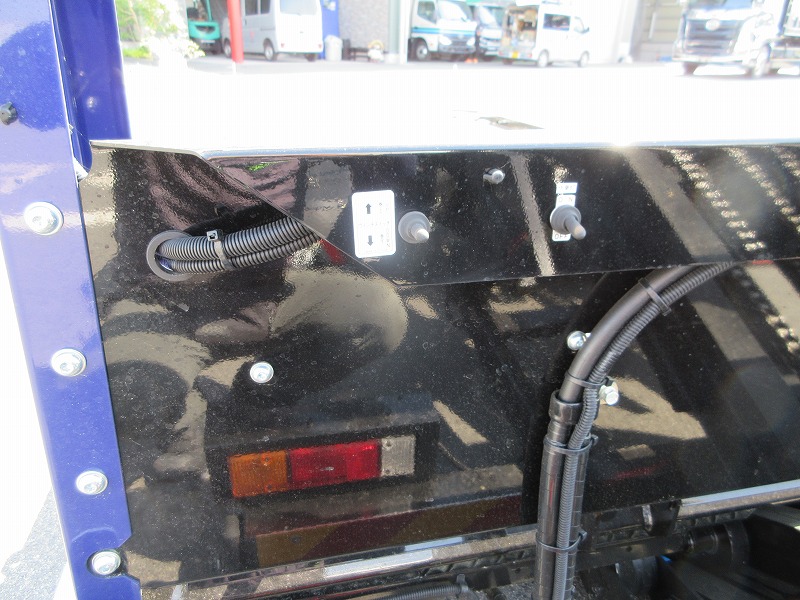セーフティーローダー
未使用車