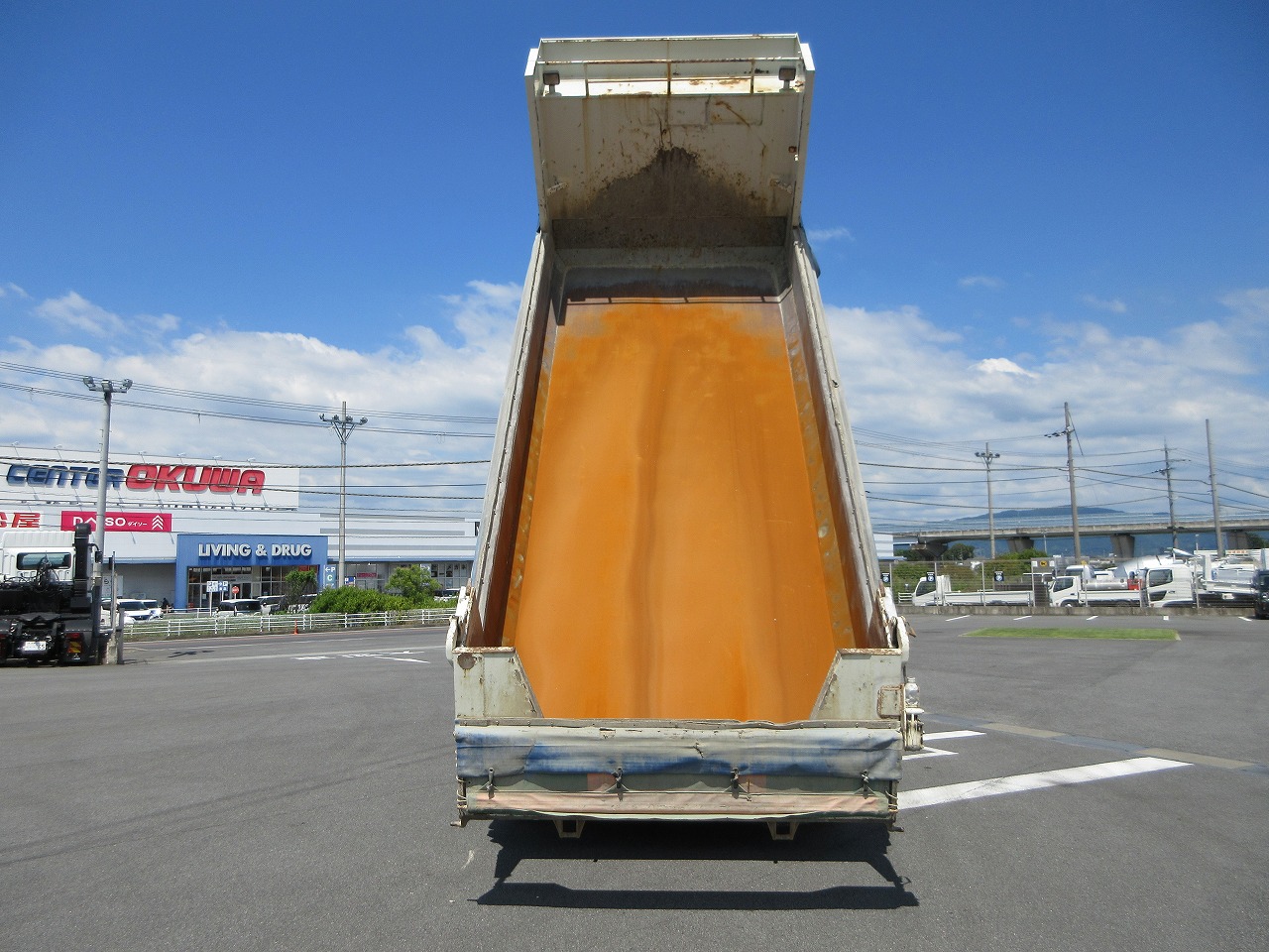 ダンプ
