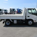 ダンプ　低床
2.95ｔ　未使用車