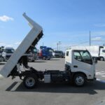 ダンプ　低床
2.95ｔ　未使用車