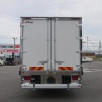 冷蔵冷凍車　リアエアサス
格納ゲート付　未使用車