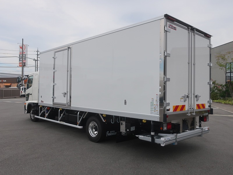 冷蔵冷凍車　リアエアサス
格納ゲート付　未使用車