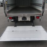 冷蔵冷凍車　リアエアサス
格納ゲート付　未使用車