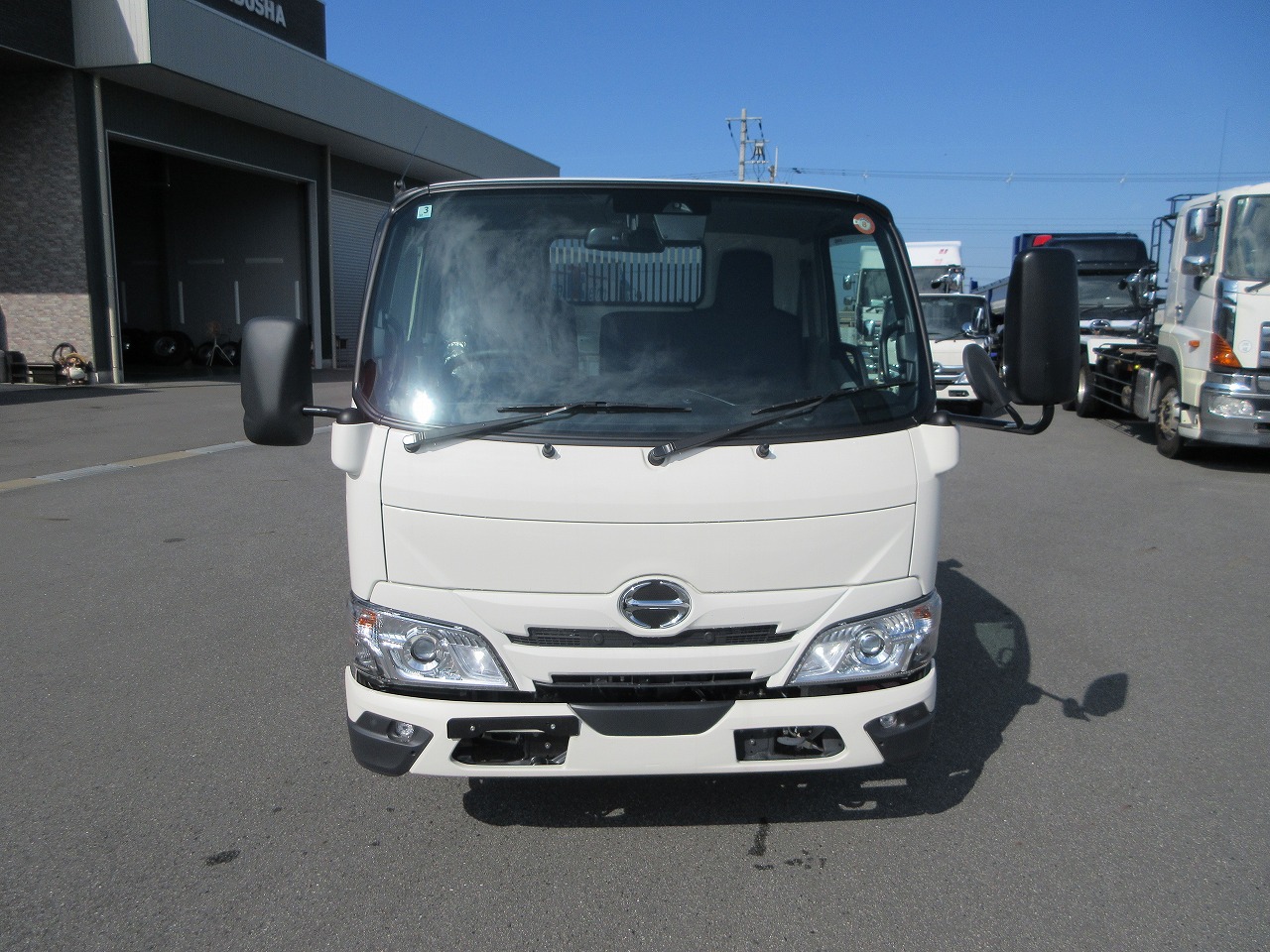 ダンプ　高床　未使用車
