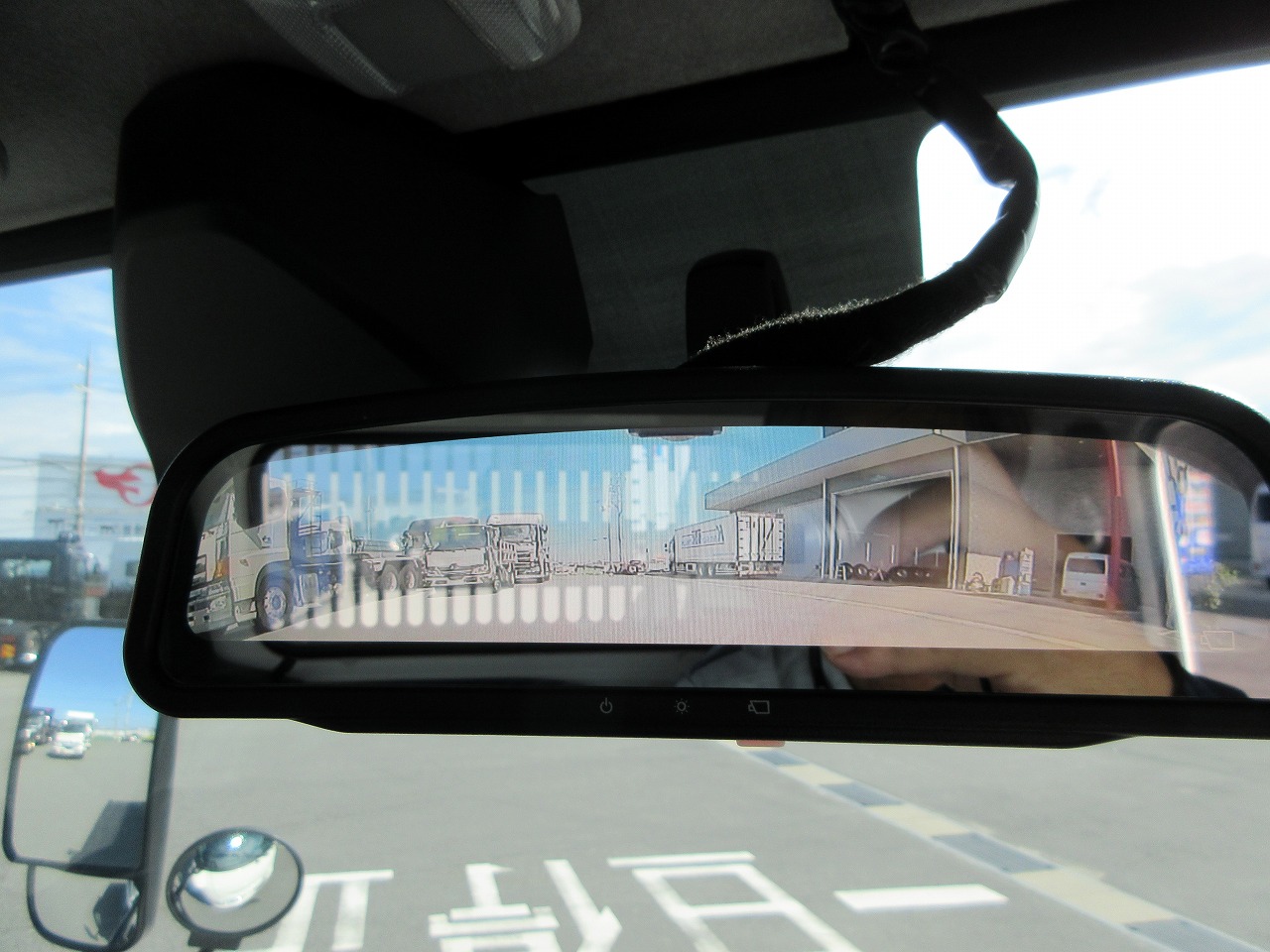 ダンプ　高床　未使用車
